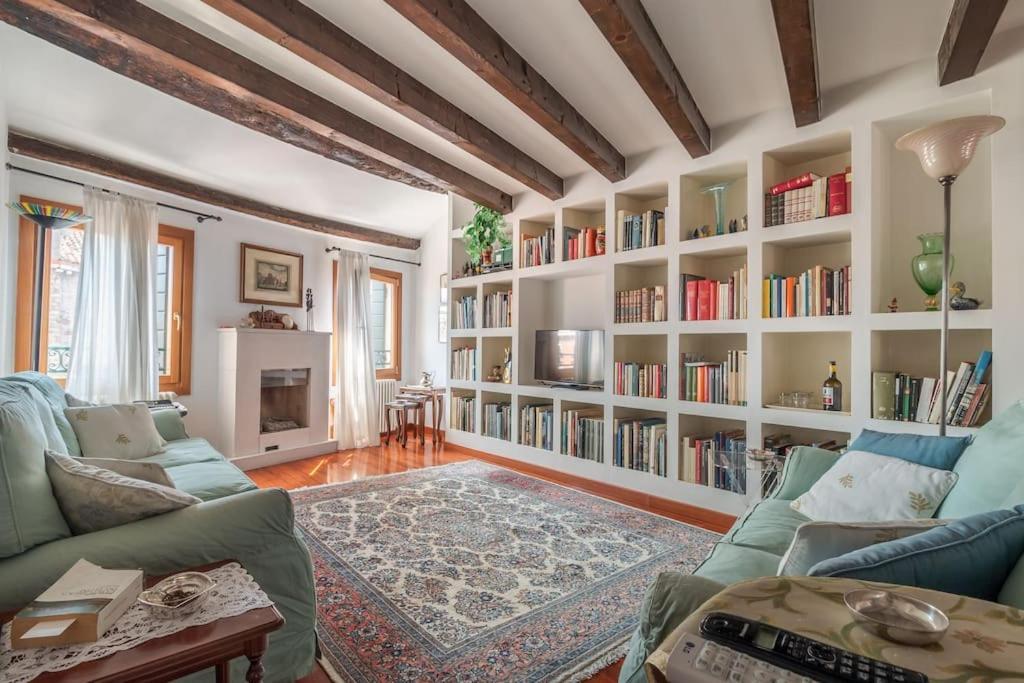 Charming Loft With Roof Terrace Close To S. Marco * Venezia